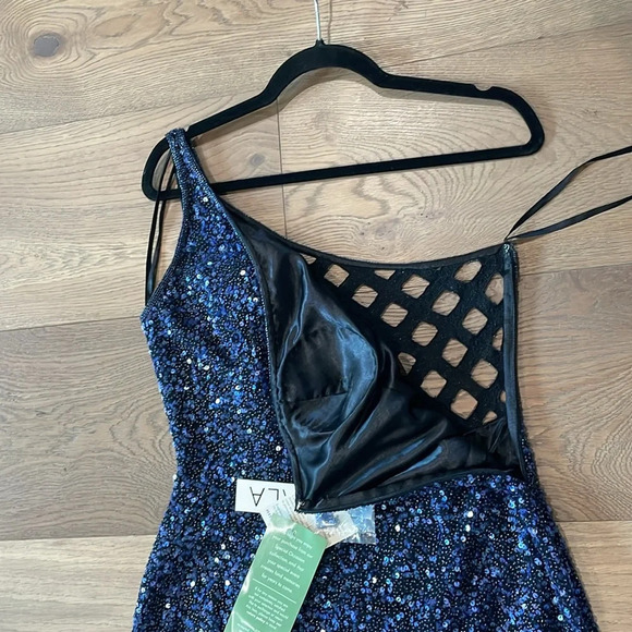 SCALA Vintage 100% Silk GORGEOUS Navy One Shoulder Beaded & Sequin Gown Size XL - Picture 9 of 13
